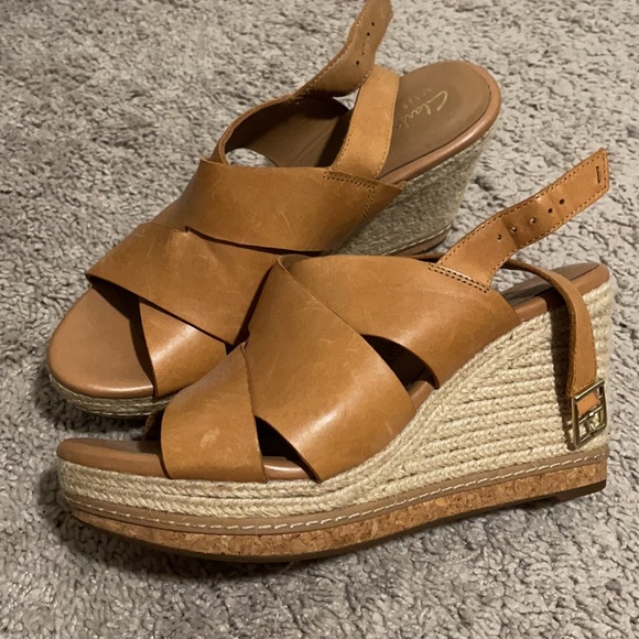Clarks wedges - Picture 3 of 3